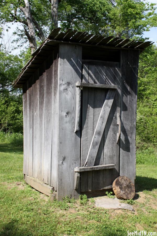 Bledsoe's Fort: Outhouse
