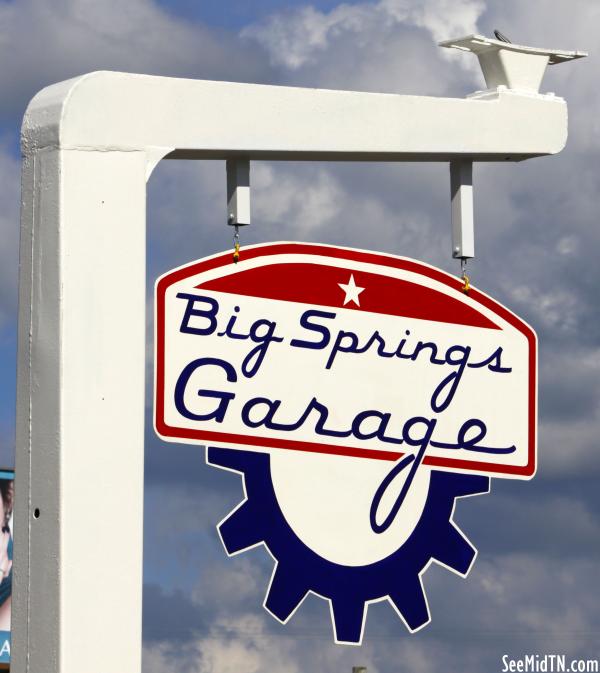 Tullahoma: Big Springs Garage