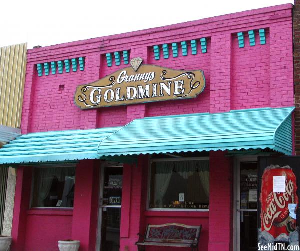 Granny's Goldmine - Smithville, TN