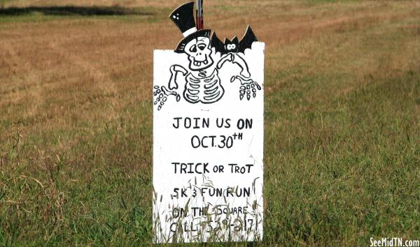 Alexandria Trick or Trot sign