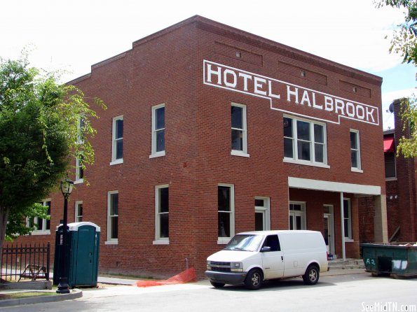 Hotel Halbrook (2008) Hotel Halbrook (2008)