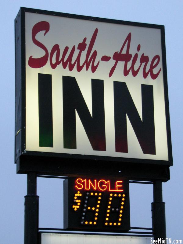 South-Aire Inn sign