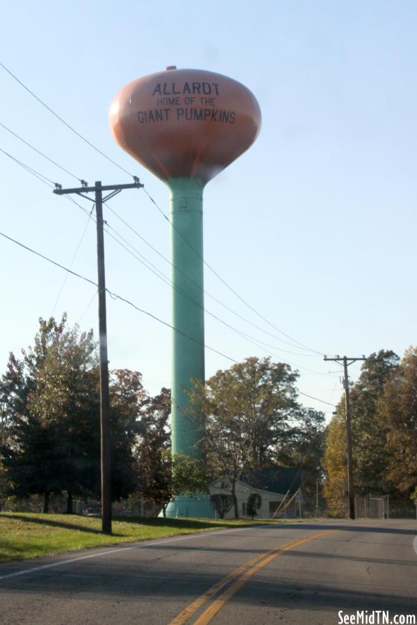 Allardt Home of the Giant Pumpkins Water Tower