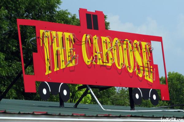 The Caboose neon sign - Lynnville