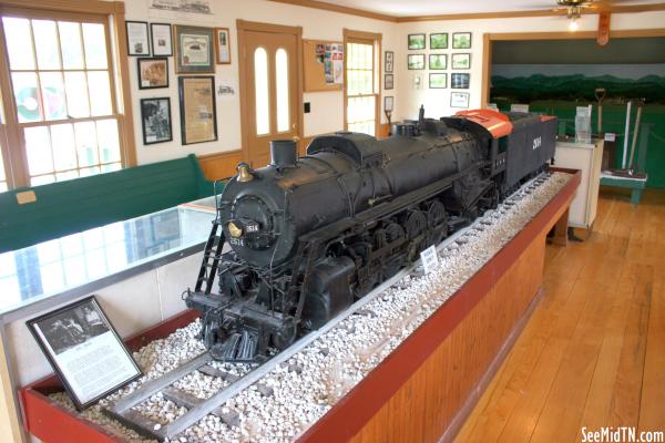 Lynnville Depot Museum Replica Steam Train 2614