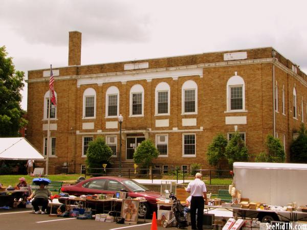 Hickman County Courthouse and Swap Meet (2009)