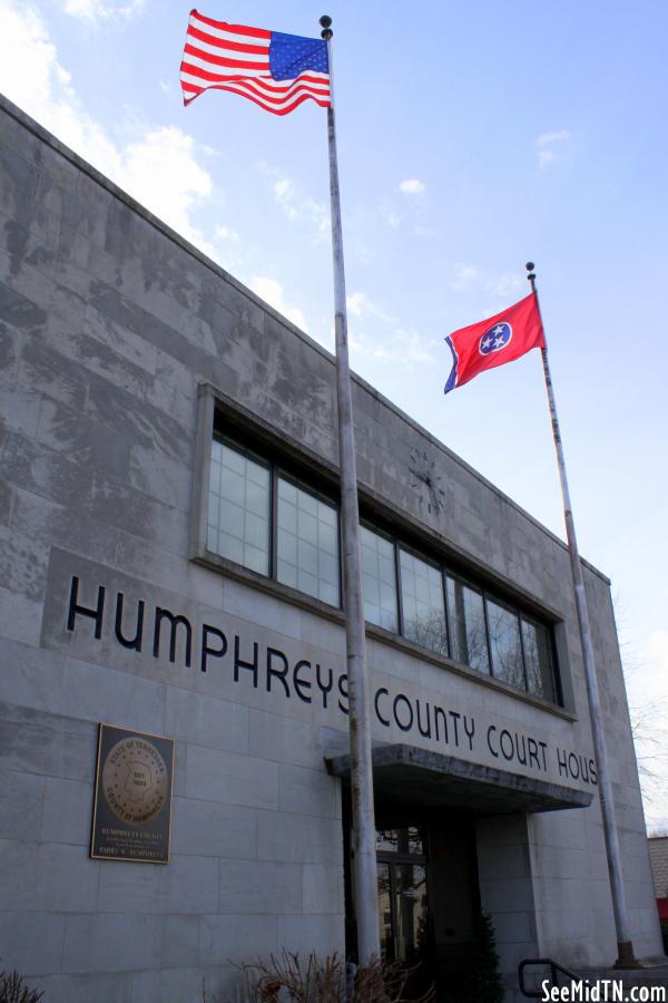 Humphreys County Courthouse (2014C) - Waverly, TN