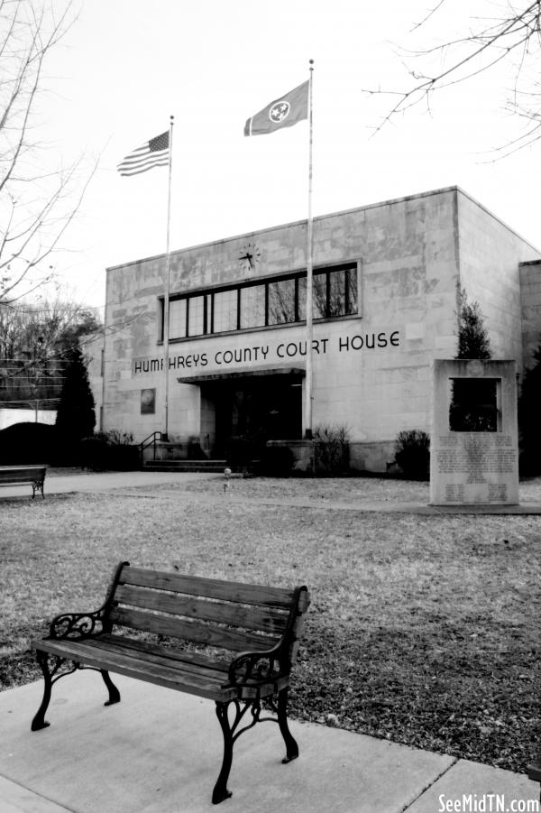 Humphreys County Courthouse (2014D) - Waverly, TN