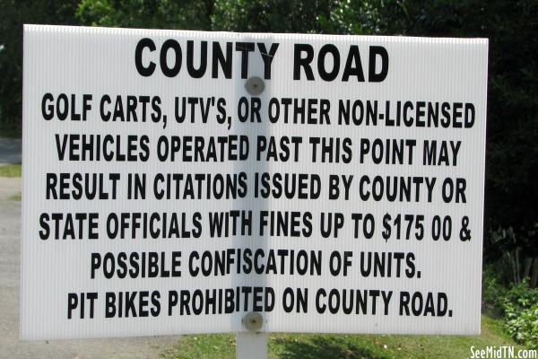 Country Road warning sign at Hurricane Mills