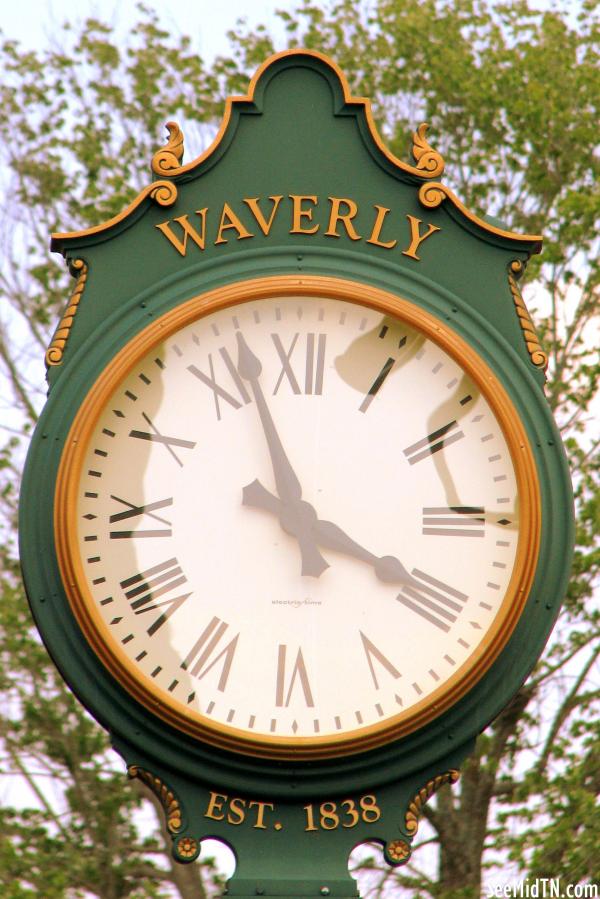 Waverly old-fashioned Clock