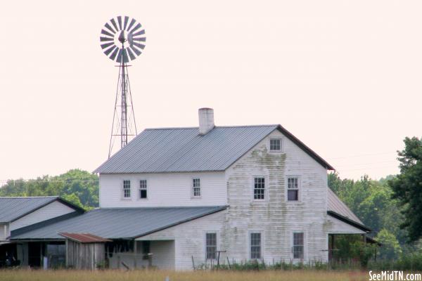 Amish Farmhouse