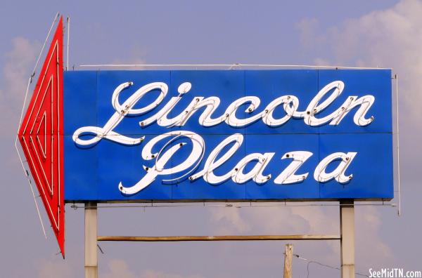 Lincoln Plaza neon sign