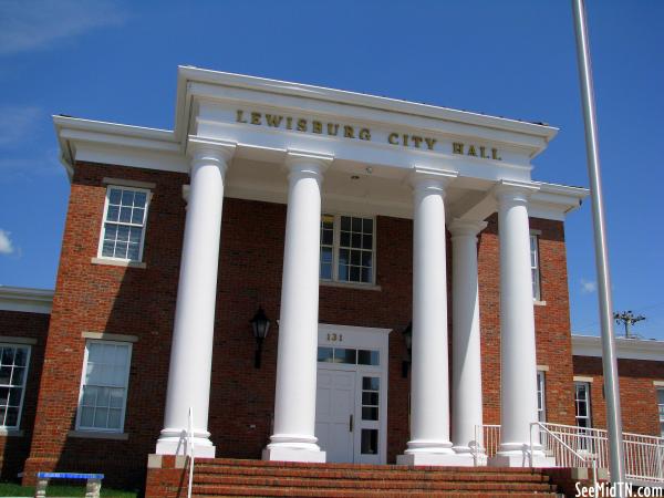 Lewisburg, TN City Hall