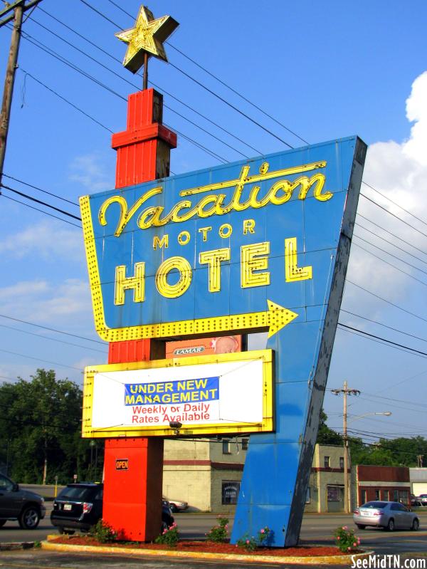 Vacation Motel sign