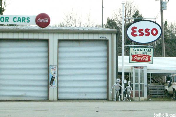 Esso - Livingston