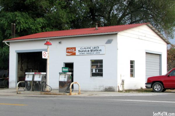 Claude Lee's Service Station