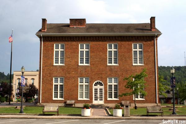 Overton County Courthouse