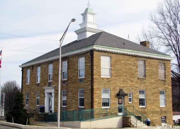 Pickett County Courthouse - Byrdstown, TN