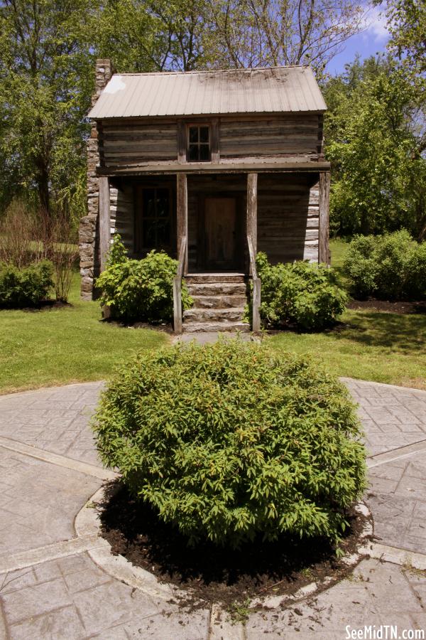 The Hart-Brown House - Springfield, TN