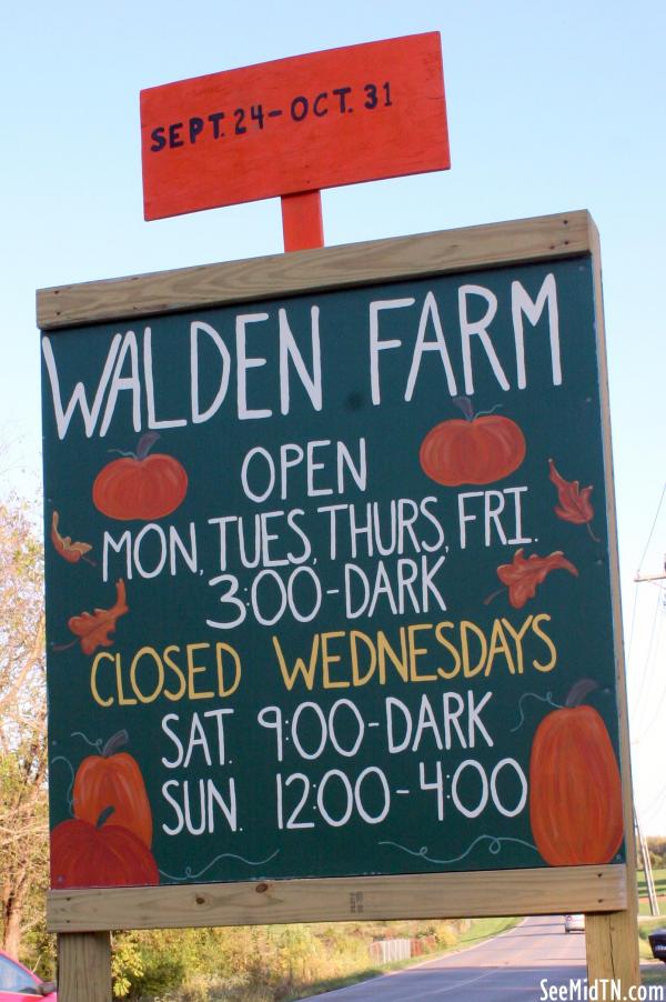 Walden Farm: Entrance Sign
