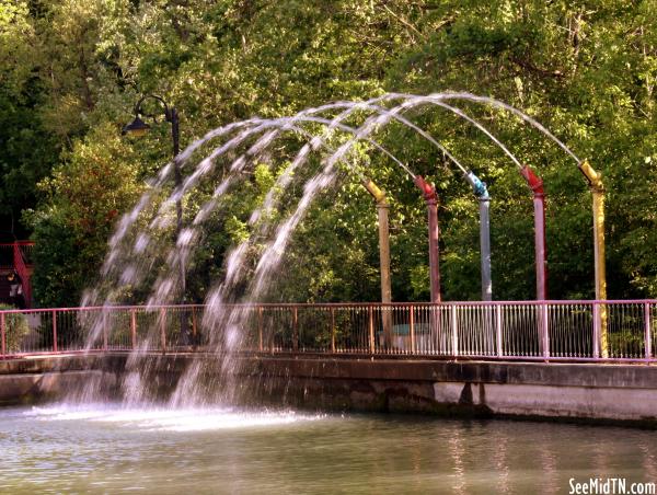 Murfree Springs: Fountains
