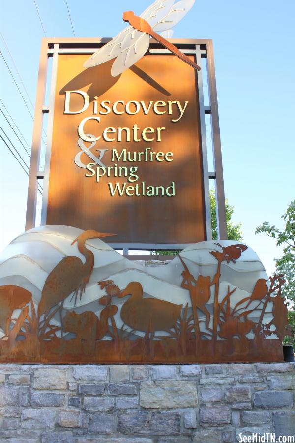 Discovery Center &amp; Murfree Springs sign