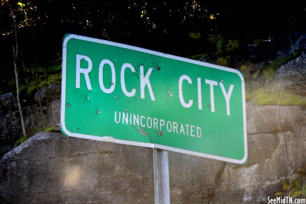 Rock City town sign
