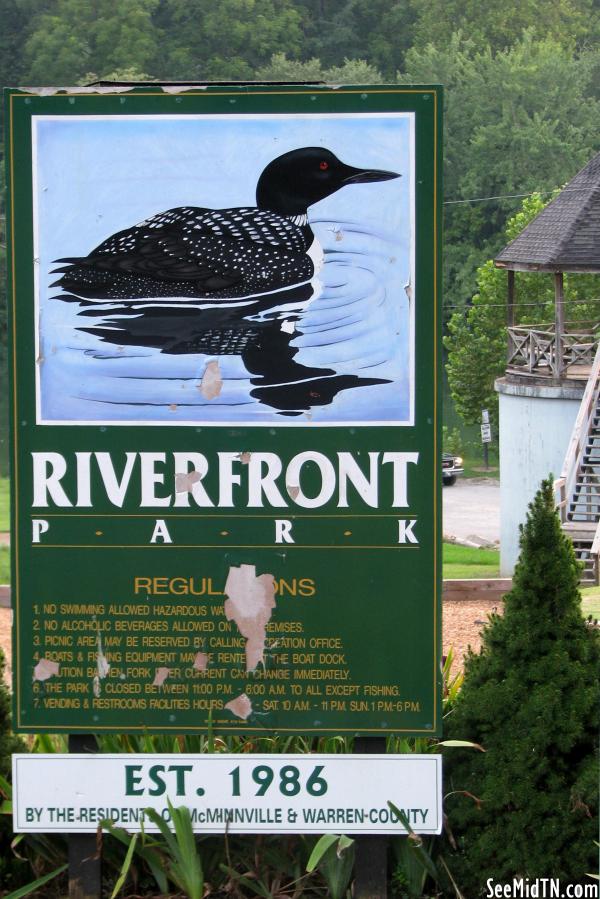 Riverfront Park sign