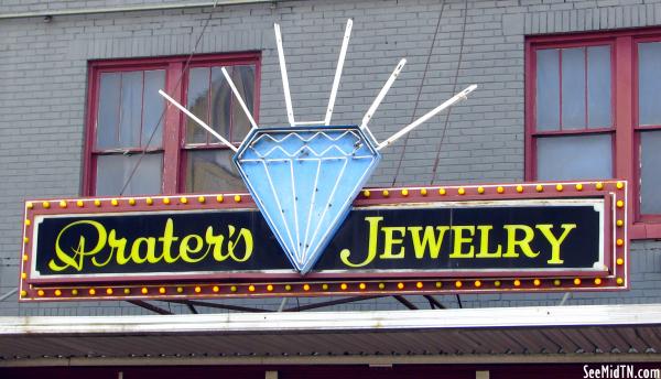 Prater's Jewelry sign