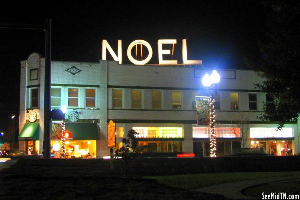 Noel Hotel sign