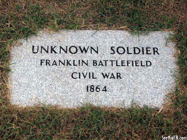 Franklin Battlefield Unknown Soldier tomb