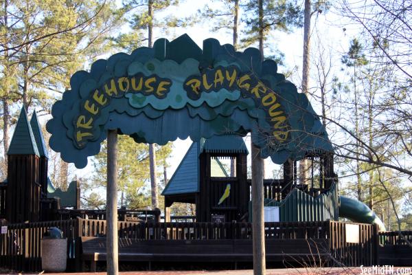 Bowie Nature Park Treehouse Playground