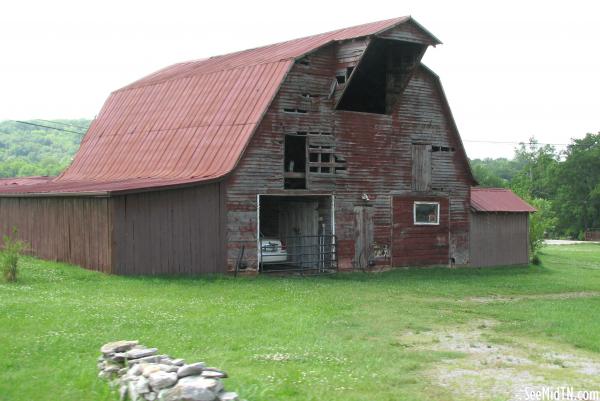 Cainsville Old Barn