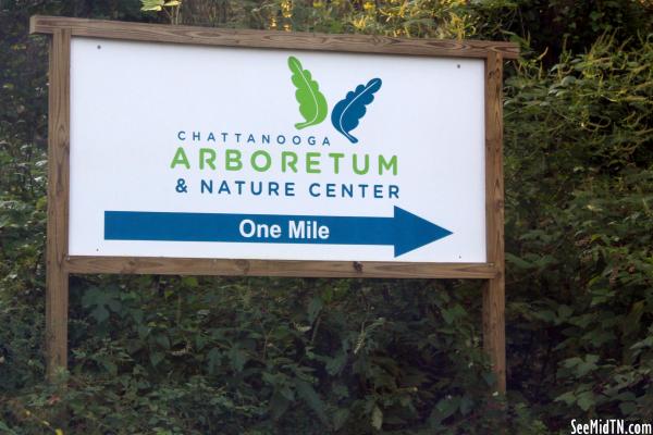 Arboretum & Nature Center Sign