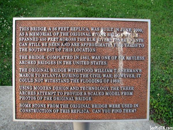 Lincoln: Stone Bridge and Replica