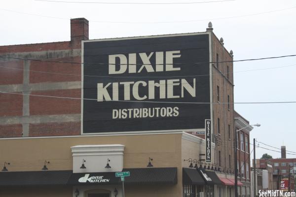 Dixie Kitchen painted sign