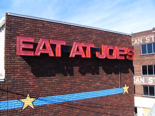 Eat at Joes