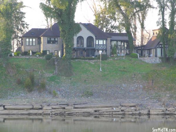 Home along the Cumberland River