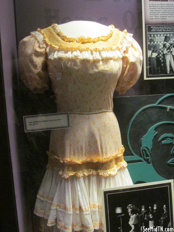 Ryman Auditorium - Minnie Pearl's 1960s Dress