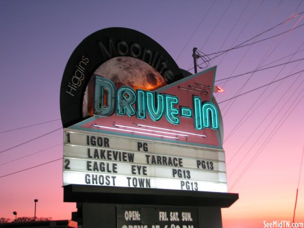 Higgins Moonlite Drive-In