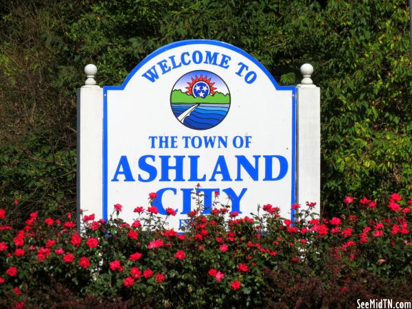 Ashland City town sign