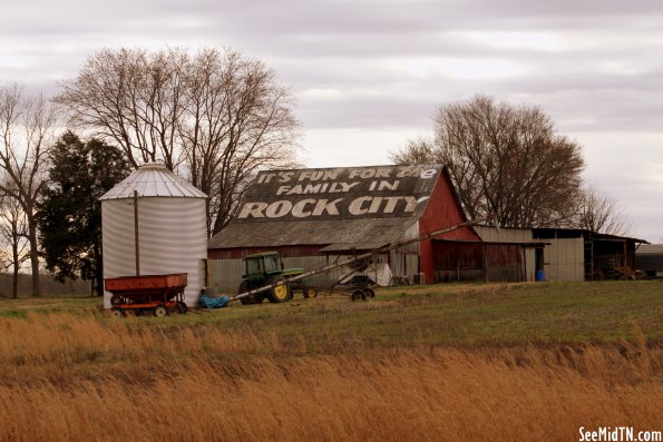 Rock City barn