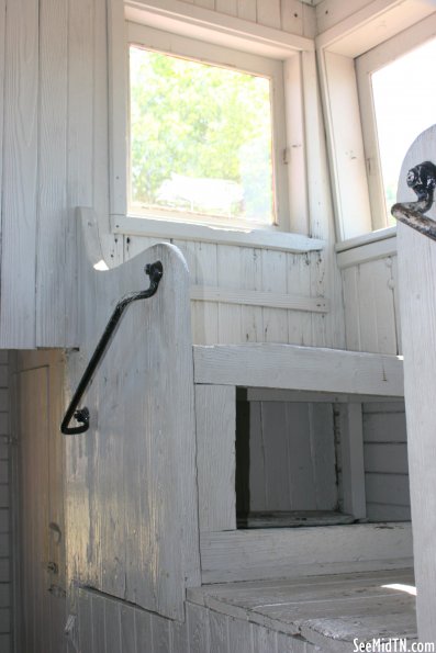 Cookeville Depot Museum: inside the caboose