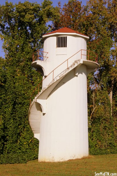 carthage-tn-lighthouse_25896826416_o