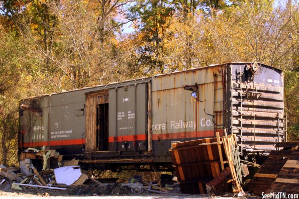 Manufacturers Railway Boxcar #4606