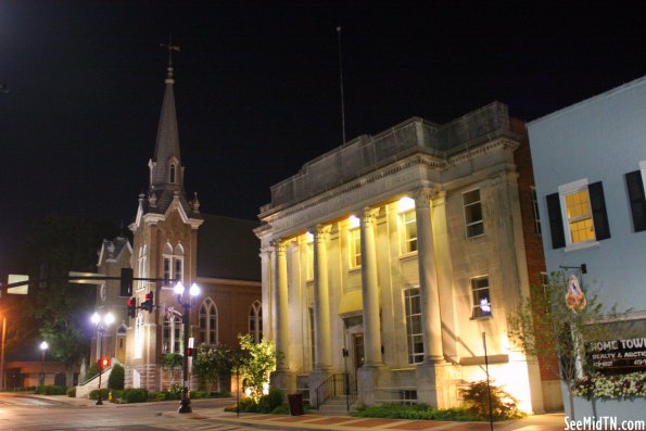 McMinnville Main St. at night