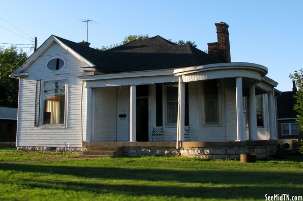 Lebanon old house