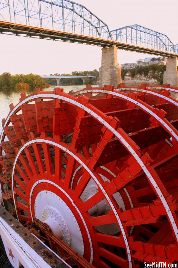 Delta Queen Paddle wheel and Walnut Street Bridge