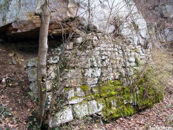 Lookout Mtn. Narrow Guage Bolstered Boulder