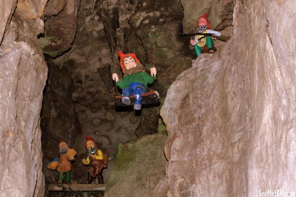 77d: Fairyland Cavern: Gnomes